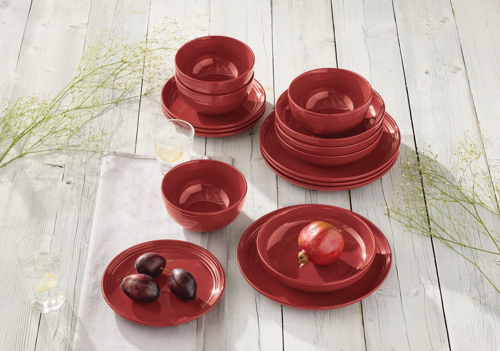 Edenhill Farmhouse Bistro Stoneware Dinnerware Set, Serves 4, 16-pc, Red J5O4 - product image 7