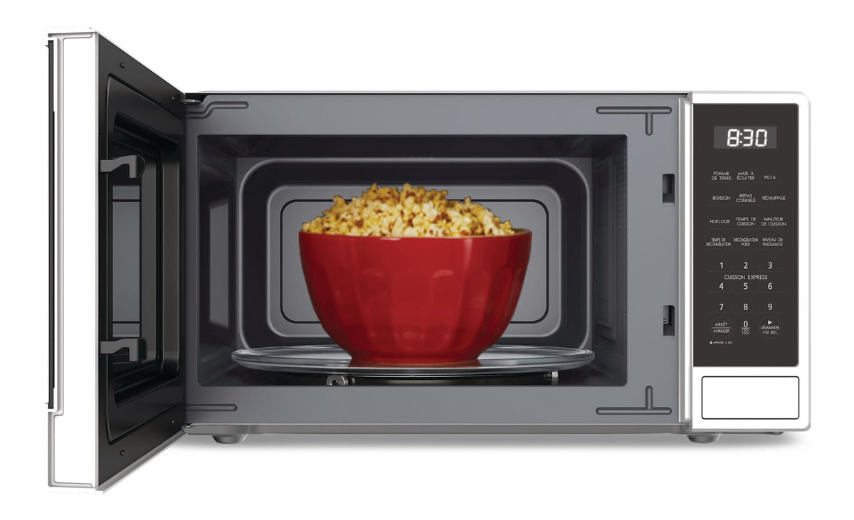 Matte Microwave, White, 1.1-cu-ft U3Q4 - product image 4
