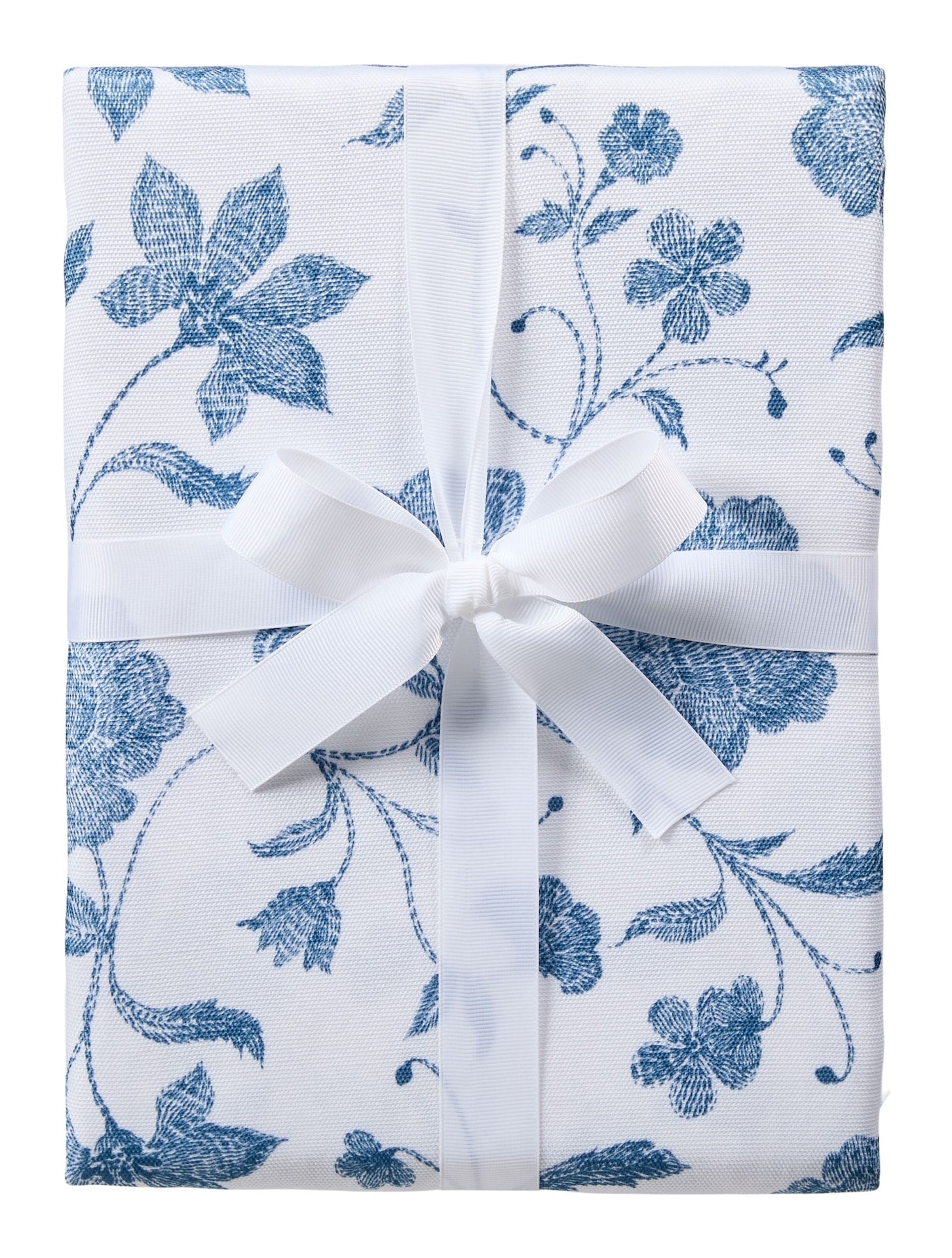 Spill Resistant Floral Print Table Cloth, Blue/White, 60-in x 104-in J0C2 - product image 1