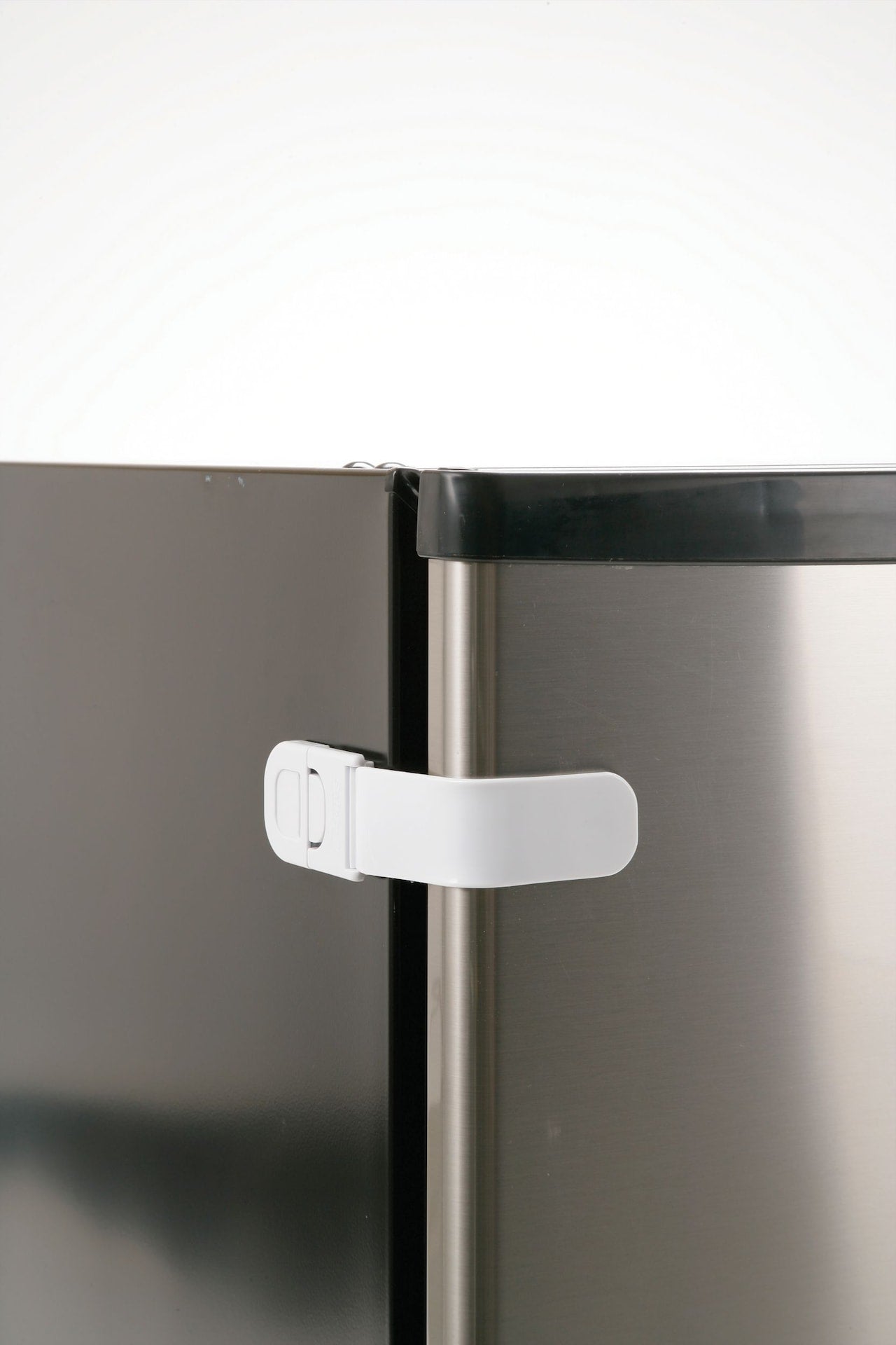 Multi-Purpose Appliance Latch E5H0 - product image 1