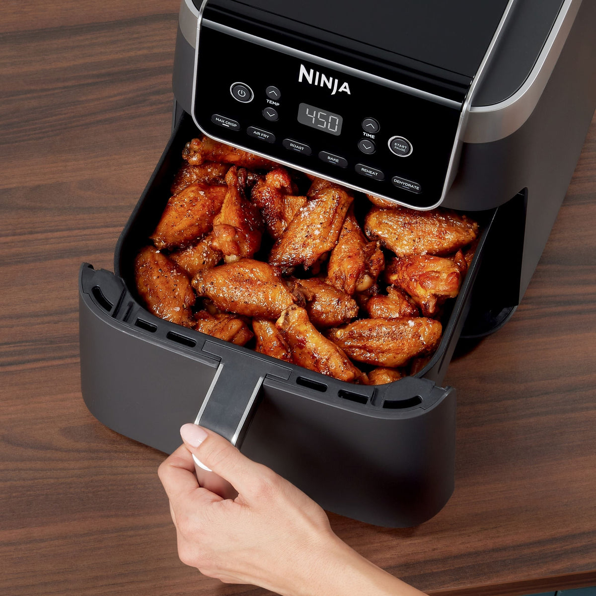 Pro XL 6-in-1 Air Fryer with Non-Stick Basket & Recipe Book, 6.5-qt W6S8 - product image 7